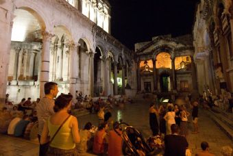 accrocchi di turisti