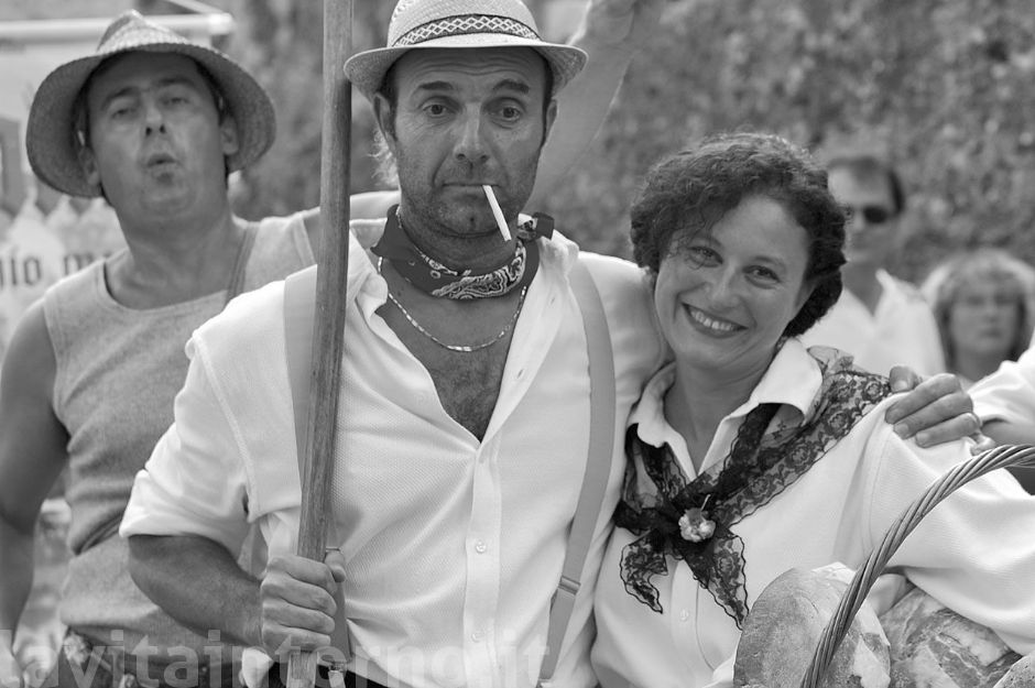 felice con un ricordo