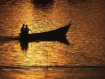 AUTORE: Ali e Radici Multivisioni AUTORE: Ali e Radici Multivisioni /